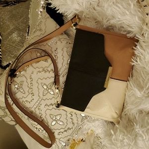 Steve Madden❤️Hostess pick! small cross body bag